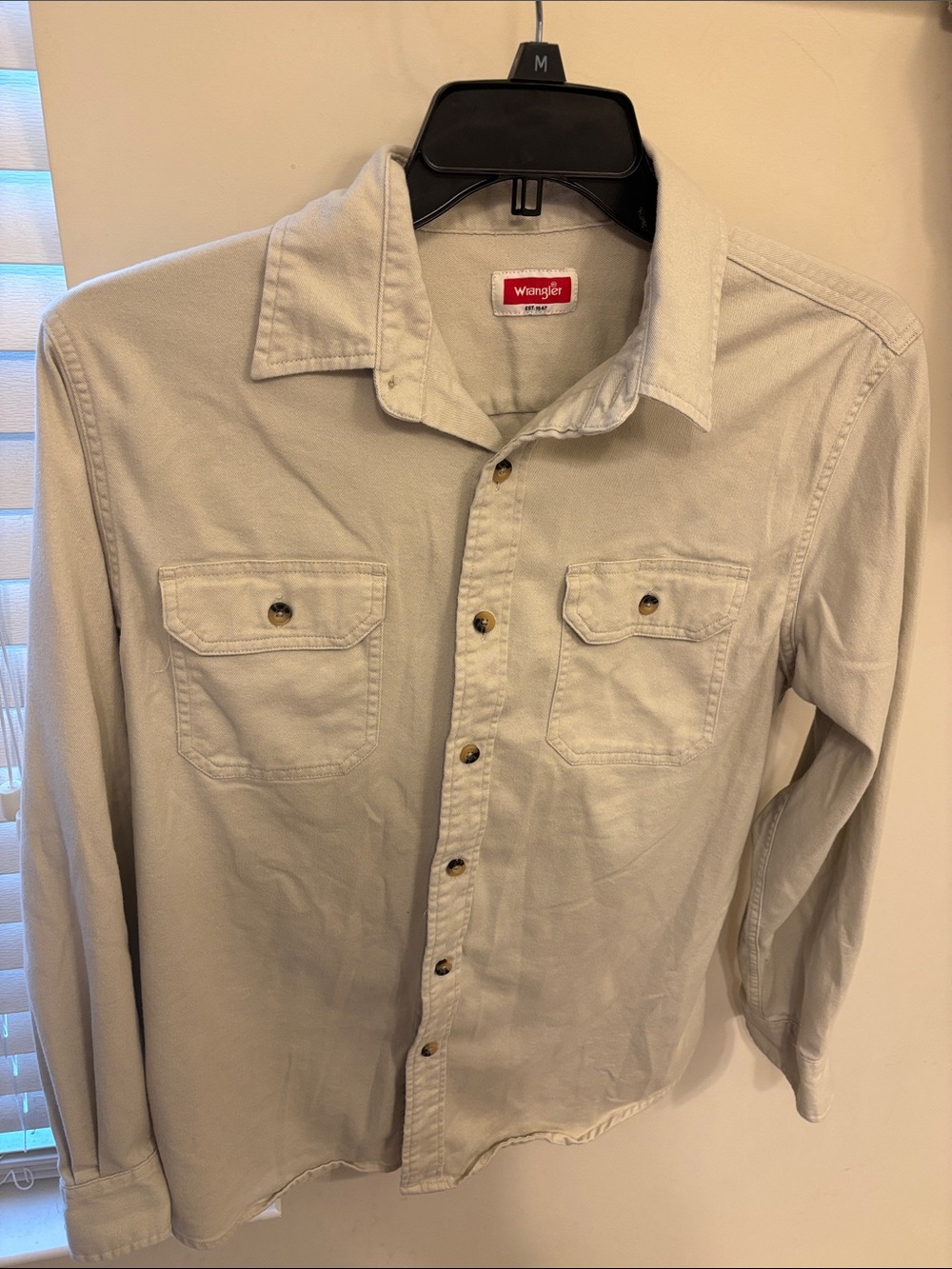 Wrangler Men's Light Tan Button-Front Casual Shirt